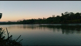 Pemandangan Kali Serayu di Desa Karangrena Kec. Maos Kab. Cilacap (Dokumentasi pribadi)