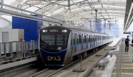 Wajah transportasi baru di Jakarta, diharapkan adanya MRT dapat mengatasi masalah kemacetan di Jakarta (sumber : beritasatu.com)
