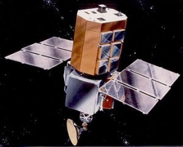 Solar Maximum Mission, salah satu satelit yang diluncurkan Amerika Serikat untuk mempelajari Matahari (sumber: https://upload.wikimedia.org)