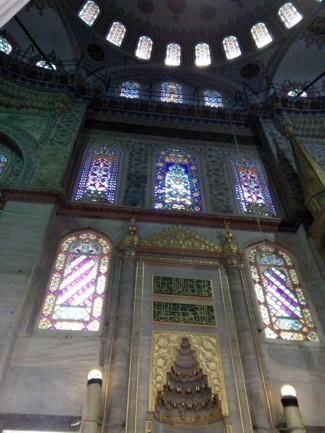 masjid biru sultan ahmet di istanbul