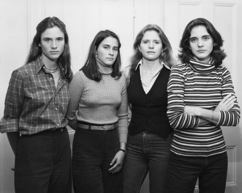 Foto ini diambil pada tahun 1977: Cambridge, Mass / nytimes.com 