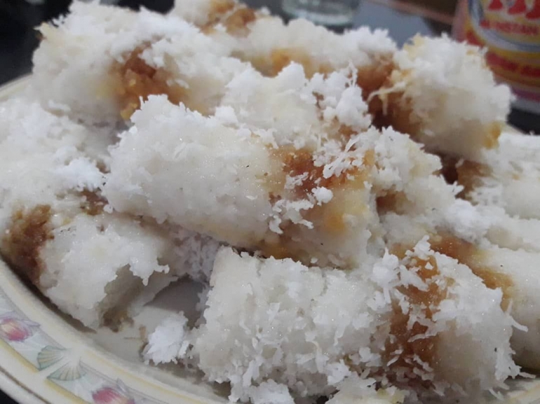 Putu Bumbung. (Dok. Wahyu Sapta).