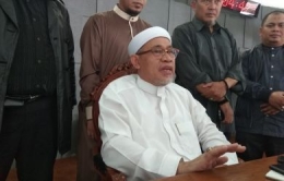 Ketua DKM Masjid Al-Munawwarah Sentul, Abah Raudl Bahar/Rishad