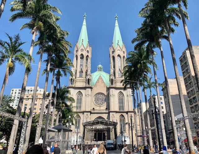 Katedral Metropolitan Sao Paulo. Dokumen Pribadi