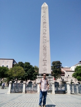 Foto : Obelisk di Hippodrome, Istanbul (Dokpri)