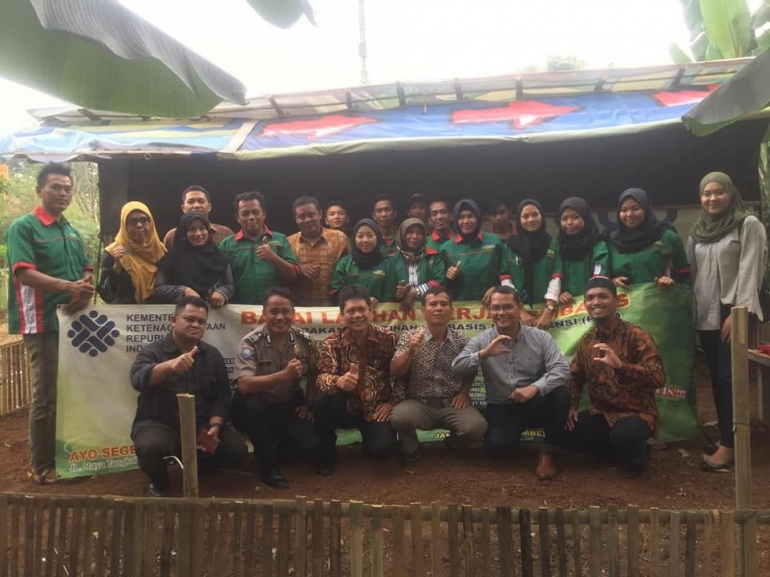Pusat Pelatihan dan Bimtek Peternakan Bebek Kelurahan Perigi Tangerang Selatan Asuhan Abdul Wahab Bangkona - dokpri