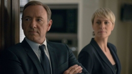 Frank Underwood dan Istrinya Claire Underwood dalam serial 