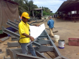 pekerja Indonesia (saya) di negeri tetangga // foto: dok pri 
