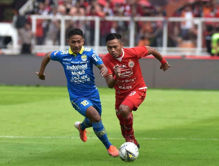 Zola dan Tony (Foto Persib.co.id) 