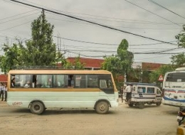 Angkutan Kota Made In India Bengkel Las Pagar Bikin Usaha Sambilan Membuat Bus Merknya Macam Macam (dok. pribadi)