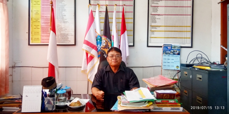 Kepsek SMK Bhara Trikora Jelambar Jakarta Barat Drs Imam Mahdi