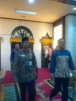 Kepala BNN Pusat Komjen Drs.Heru Winarko, S.H tiba di Anjong Mon Mata Pendopo Gubernur Aceh (Dokpri)