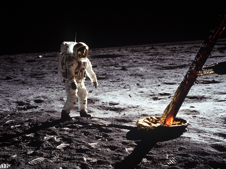 Astronot Buzz Aldrin saat berada di Bulan| Sumber: NASA