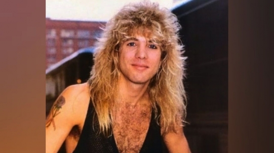 Sang drummer di penghujung tahun 80-an, rocker muda dengan mimpi-mimpi yang layu sebelum benar-benar berkembang (foto: forums.stevehoffman.tv)