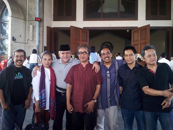 Isson Khairul, Slamet Rahardjo, Butet K, TS, Hilman dan Harry Tjahjono. Foto: Tamita