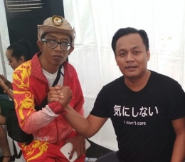 Artis Ato Angkasa Band turut menyemarakan acara hut ke 61 Kodam VI/Mlw | Dokumen pribadi