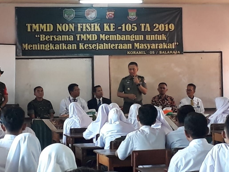 Waaslog Kasad Brigjen TNI Isdarmawan Ganemoeljo saat memberikan arahan dan nasehat