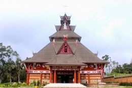 Gereja Katolik St. Fransiskus Asisi di Berastagi (https://www.facebook.com/KeuskupanMedan/)