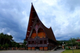 Gereja Katolik St. Mikhael di Pangururan Tapanuli Utara (https://www.facebook.com/KeuskupanMedan/)