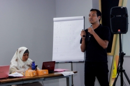 Danone Blogger AcademyMendapatkan mentor terbaik, Iskandar Zulkarnaen-CEO Kompasiana | dokpri