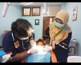 Deskripsi : Pemeriksaan Layanan Kesehatan Gratis saat HUT RSKO Jakarta ke 47 I Sumber Foto : dokpri