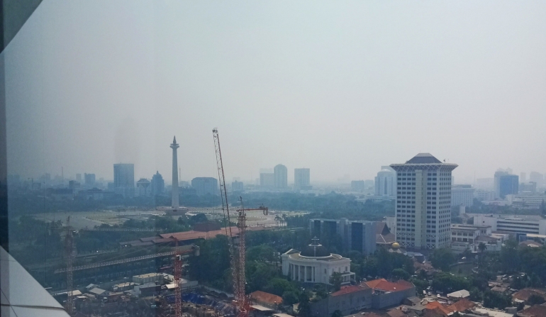Jakarta di siang hari (Dokpri)