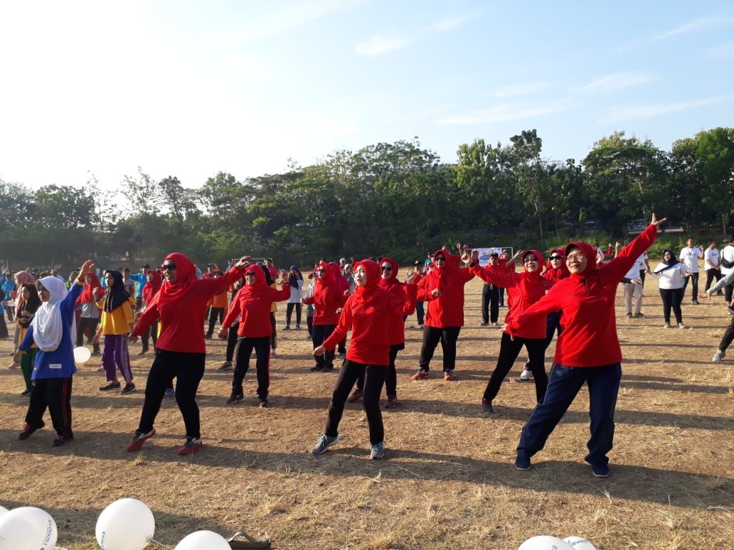 Lomba Senam antar RT di RW 3 Ngaliyan Semarang. Seru... | Dok. Wahyu Sapta.
