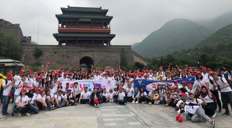 Peserta fun walk to great wall. (Panitia)