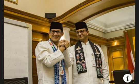 Kenangan terakhir sebelum Sandiaga Uno mundur dari wagub. Sumber : Antara foto/ Galih P