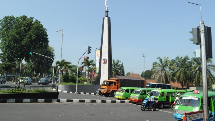 Tugu Kujang Kota Bogor (Foto Simbada.kotabogor.go.id) 