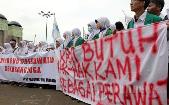 Demo Perawat | Foto Diunggah dari laman Senyum Perawat