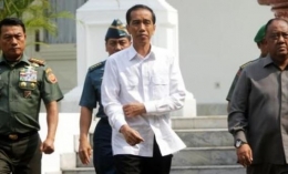 Jokowi Bepikir Keras Membentuk Kabinet I Gambar : Tribunnews