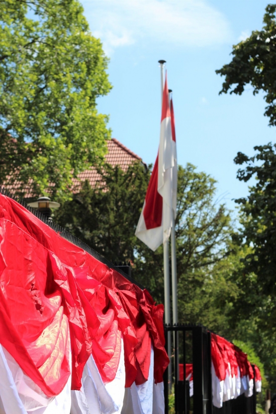 Dirgahayu ke-74 Indonesia! (Foto Wisma kedubes RI di Berlin)