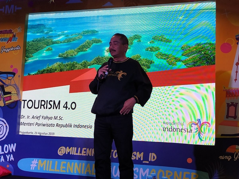 Menteri Pariwisata (Menpar) Arief Yahya di Millennial Tourism Corner, Yogyakarta (Foto: @angtekkhun1)