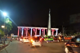 Pusat Kota Bogor yang ditandai dengan landmark Tugu Kujang dan Tepas Lawang Salapan Dasakreta | Dokumentasi Pribadi