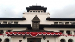 KantorGubernur Jawa Barat, Gedung Sate, Bandung tempat acara pameran (Sumber: J.Haryadi)