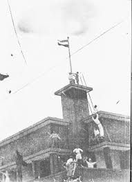 (Insiden bendera di Hotel Yamato Surabaya 1945, sumber foto : indonesia-zaman-doeloe.blogspot.com  8 Juni 2019)