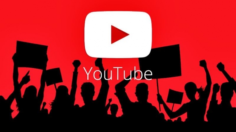 Mengunggah video di YouTube bisa jadi sumber popularitas dan uang (doc.Marketing Land/ed.Wahyuni)