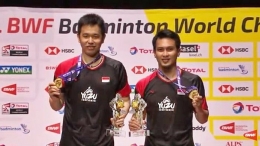 Hendra Setiawan dan Mohammad Ahsan Juara Dunia Bulu Tangkis Ganda Putra 2019 [foto tangkapan layar YouTube BWF Official]
