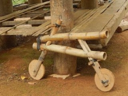 Dokumentasi Pribadi Tahun 2015, Sepeda Bambu di Desa Bonglo Bastem Utara