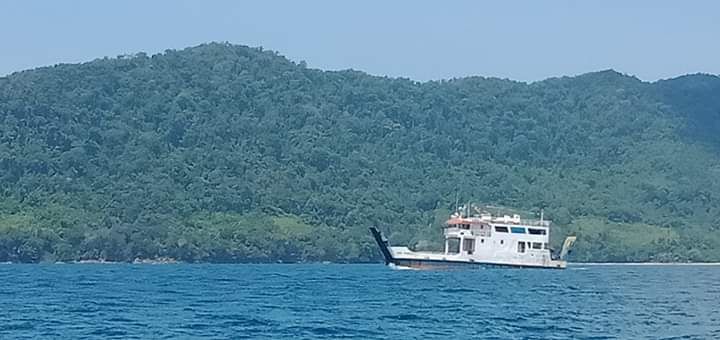 KMP Papuyu armada penyeberangan ke pulau Nasi. (Foto: Facebook/Muhammad Taufik Abda)