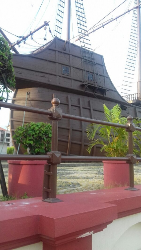 Dokpri-monumen Bahari Melaka