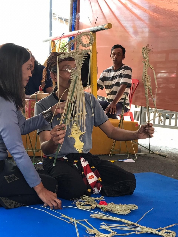 Festival Nyai Puthut, Nyalakan Aksi Permainan Tradisional di Kampung Artike Tetag Permainan Tradisional Domikado Festival Nyai Puthut, Nyalakan Aksi Permainan Tradisional di Kampung - Artike Tetag Permainan Tradisional Domikado
