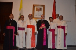 Tahun 2017, Kardinal Yustinus (ketiga dari kiri) dan Mgr Ignatius (kedua dari kiri)-mirifica.net
