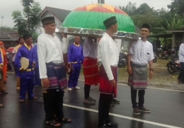 Kirab dalam perayaan 1 Muharam di kampung Kenanga, kabupaten Bangka (dokpri)