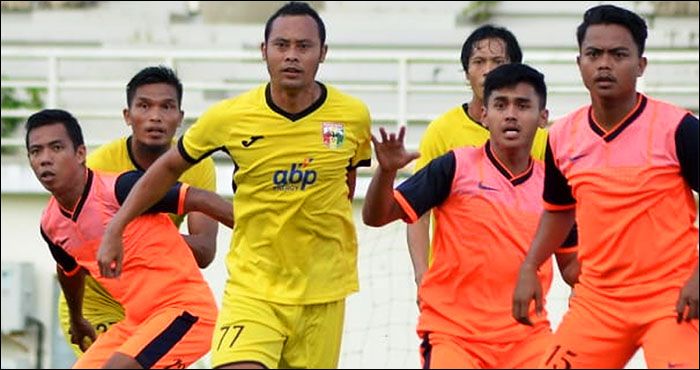 Saat ini Mitra Kukar diperkuat eks Persija dan Persib, Atep. (MitraKukar.com)