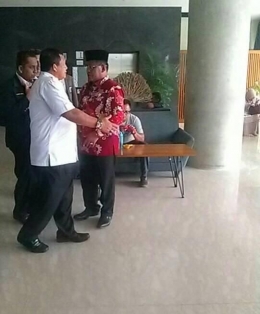 Kepala BNN Provinsi Aceh Brigjen Pol. Drs Faisal Abdul Naser MH diantara Kepala BNNK Banda Aceh hasnanda Putra dan Walikota Banda Aceh Aminullah Usman/dokpri
