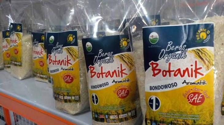 beras organik Botanik produksi petani Desa Lombok Kulon, Bondowoso yang memiliki sertifikat organik (sumber foto: Friska Kalia melalui kbr.id)