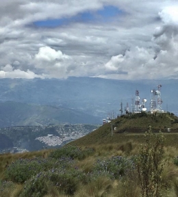 Pemandangan dari Gunung Pichincha. Dokpri