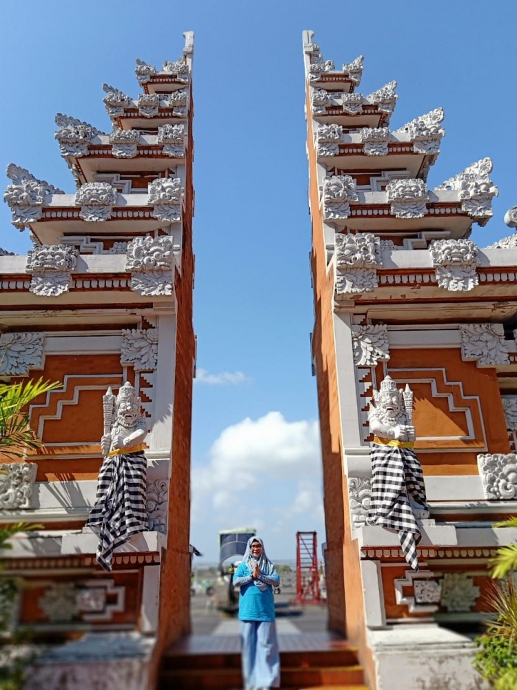 Gapura selamat datang di bandara Ngurah Rai (dok.pri)